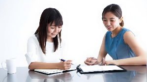 磐达教育通用日语课程:展示社交与日常生活场景中自信沟通的日常插图 磐达教育通用日语课程:展示社交与日常生活场景中自信沟通的日常插图